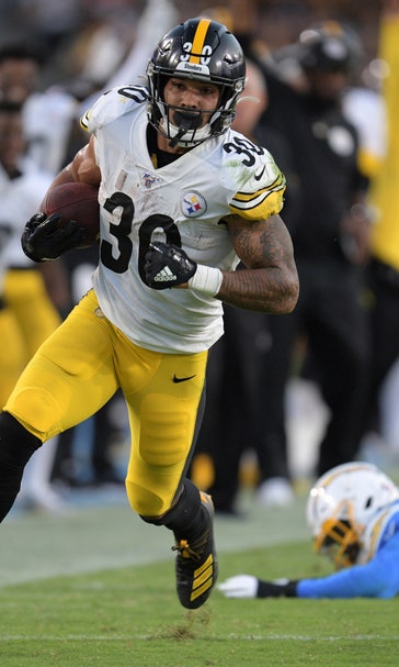 Steelers' Conner scores 2 TDs, Hodges wins first start